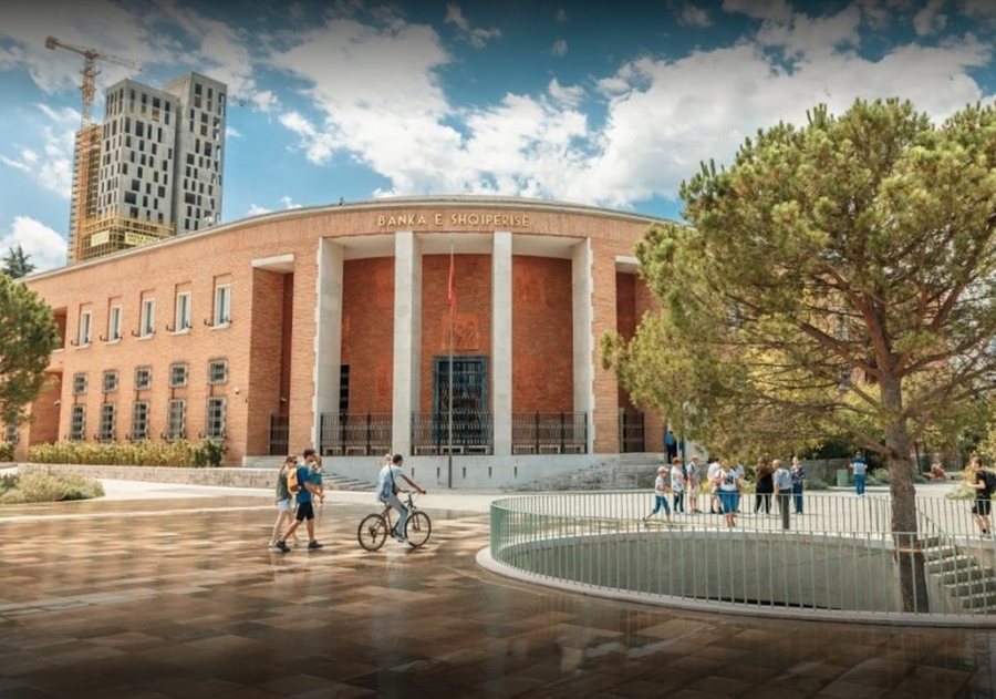 Rënia e euros/ BSH tërheq rreth 33.20 mln nga tregu - Për