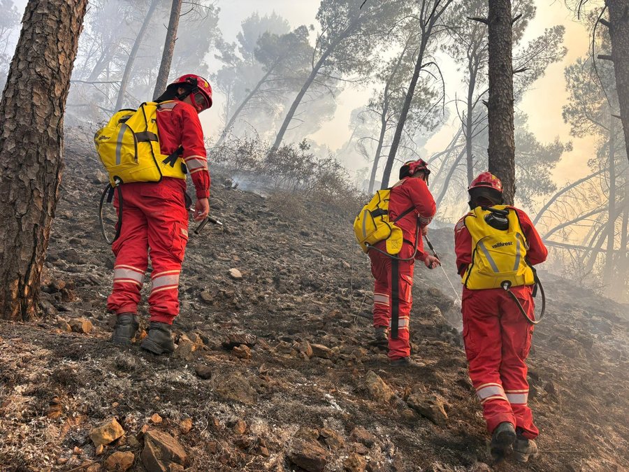 Situata zjarreve në vend/ AKMC: Katër vatra aktive, dhjetë