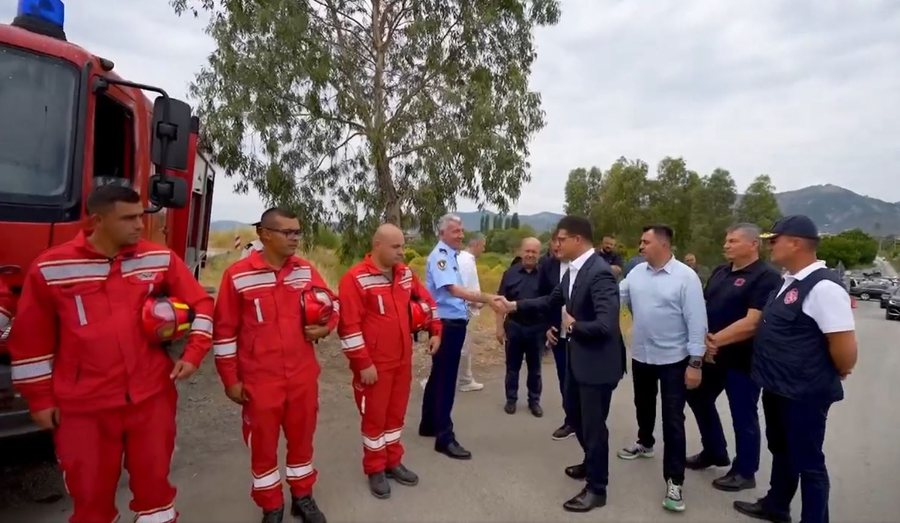 Vengu dhe Hoxha në landfillin e Elbasanit: Stabilizim i situatës pas