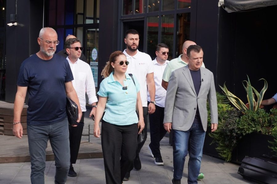 Lirimi i hapësirave publike në Tiranë/ Balla: Dëgjojmë