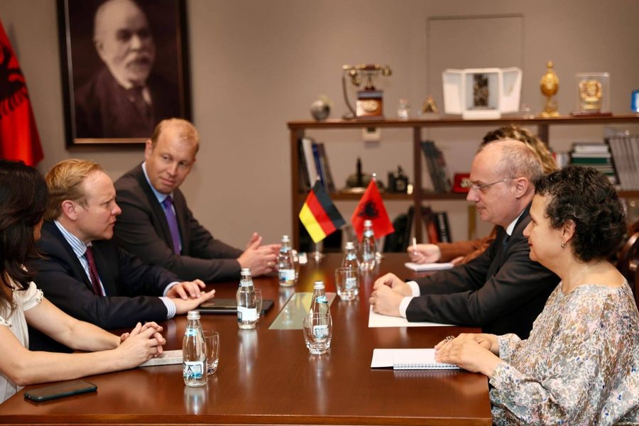 Hasani me anëtarë të Bundestagut: Rrisim bashkëpunimin,