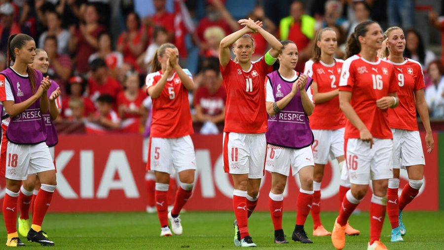 Futbolli i femrave mbështet turizmin zviceran - Interes i madh