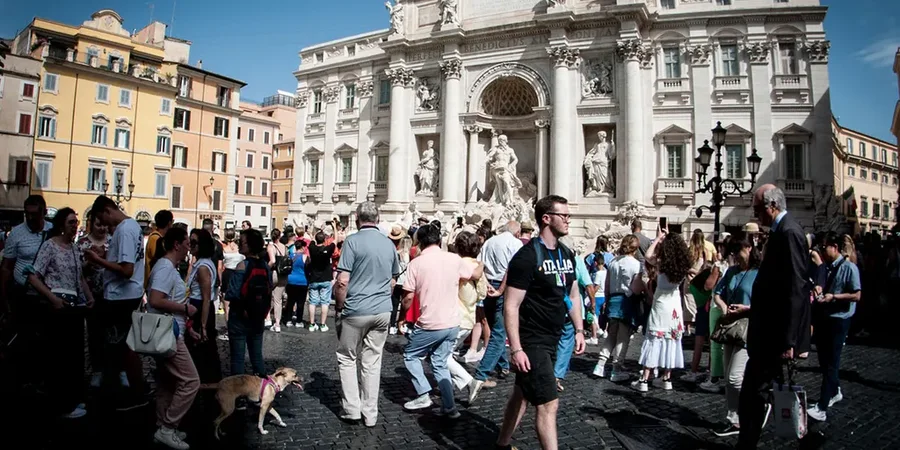 Italy, demographic crisis "paralyzes" the economy/ Working-age
