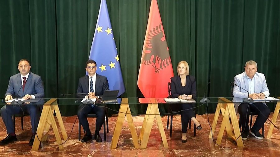 Qeveria, paketë për dëmet nga zjarri në toka bujqësore