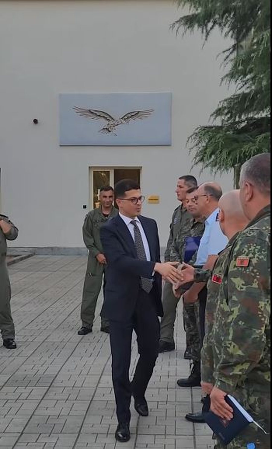 Modernization of the air fleet - Minister of Defense, Pirro Vëngu, presents