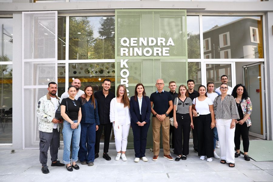 Korçë: Përurohet Qendra Rinore, një hapësirë e