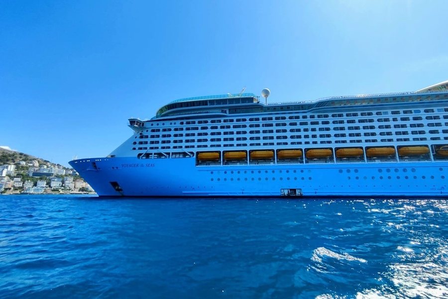“Voyager of the Seas” për herë të parë në