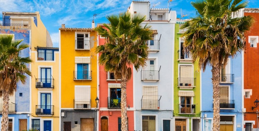 Spanja “eliminon” 53,000 apartamente turistike/ I transformon