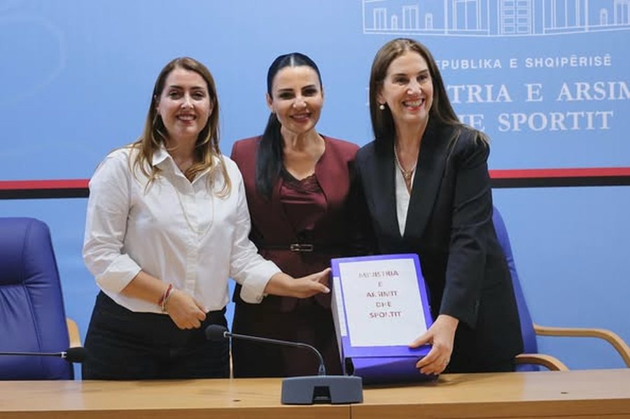 Prezantohen ministrat e Arsimit, Bujqësisë dhe Mjedisit/  Balluku: