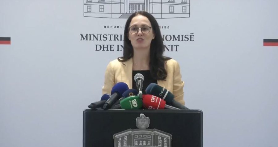 “Plan 3-vjeçar për reduktimin e parasë fizike” -