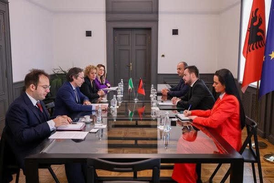 The hall welcomes the Italian ambassador: Deepening cooperation in the fields of