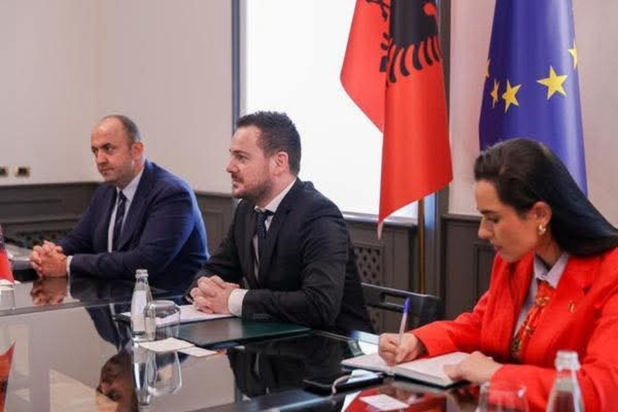 The hall welcomes the Italian ambassador: Deepening cooperation in the fields of