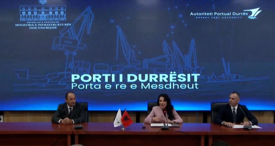 Deputy Prime Minister Belinda Balluku introduces the new director of the Port of