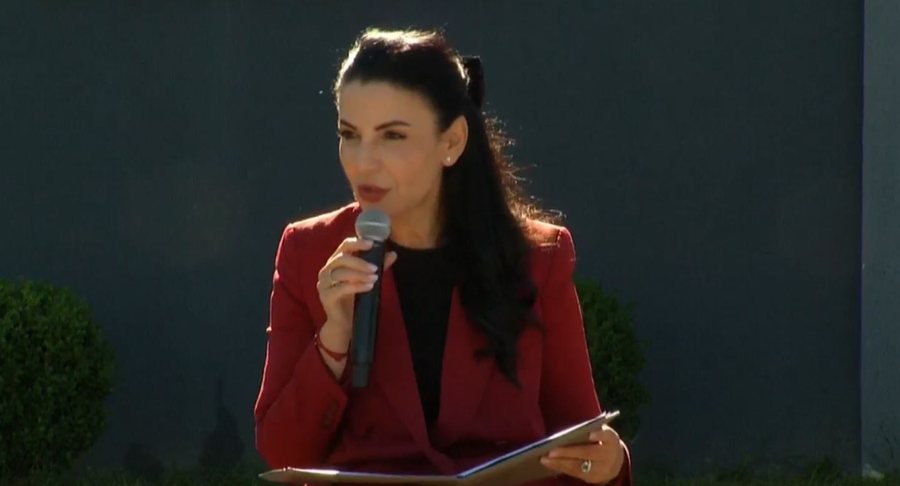 Zv/kryeministrja Belinda Balluku prezanton drejtorin e ri të DPSHTRR