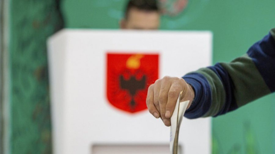 Mbyllet procesi i votimit/ Mati dhe Tepelena kryesojnë pjesëmarrjen,