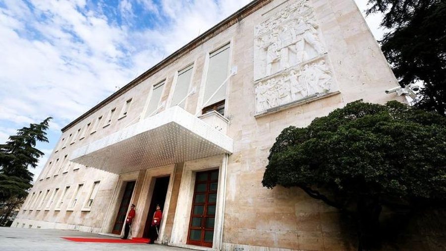 Mbledhja e Qeverisë, miratohen disa emërime dhe lirime të