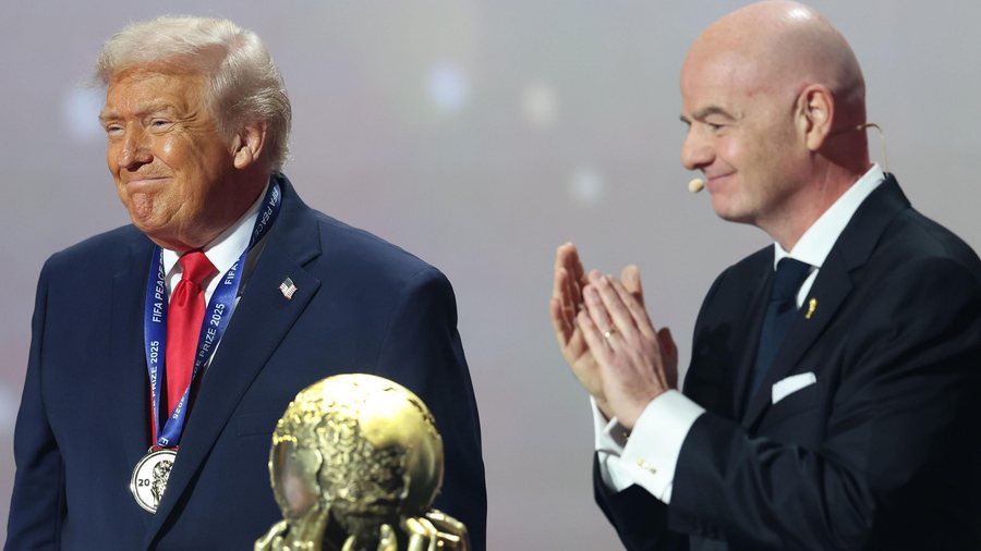 Trump nderohet me Çmimin e Paqes nga FIFA / Lideri amerikan
