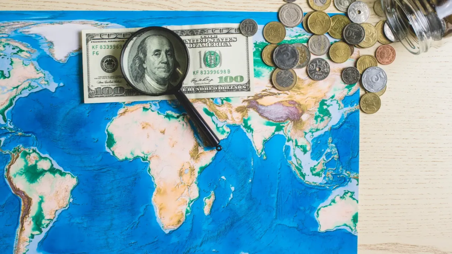 Immigrants send money 'more than ever'/ In nine months they bring