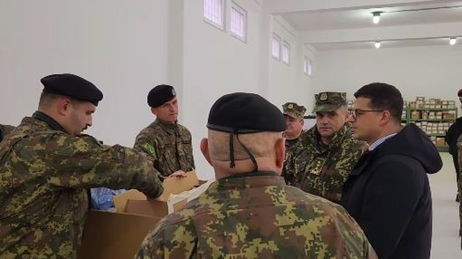 Shqipëria pajiset me sistemin raketor “Javelin” - Ministri i