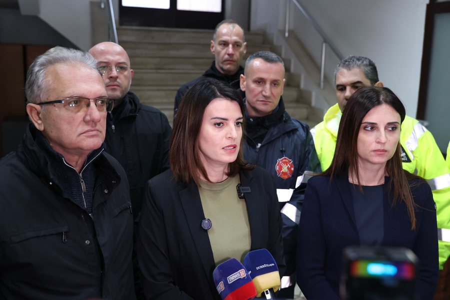 Reshjet, Ko&ccedil;iu: &nbsp;N&euml; disa zona vijon evakuimi parandalues i