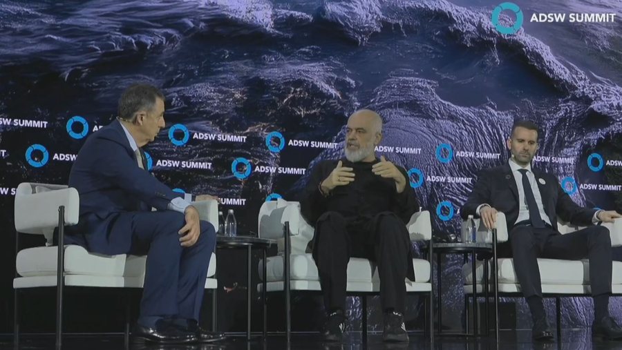 "Total energy independence by 2028" - Rama, in Abu Dhabi: The