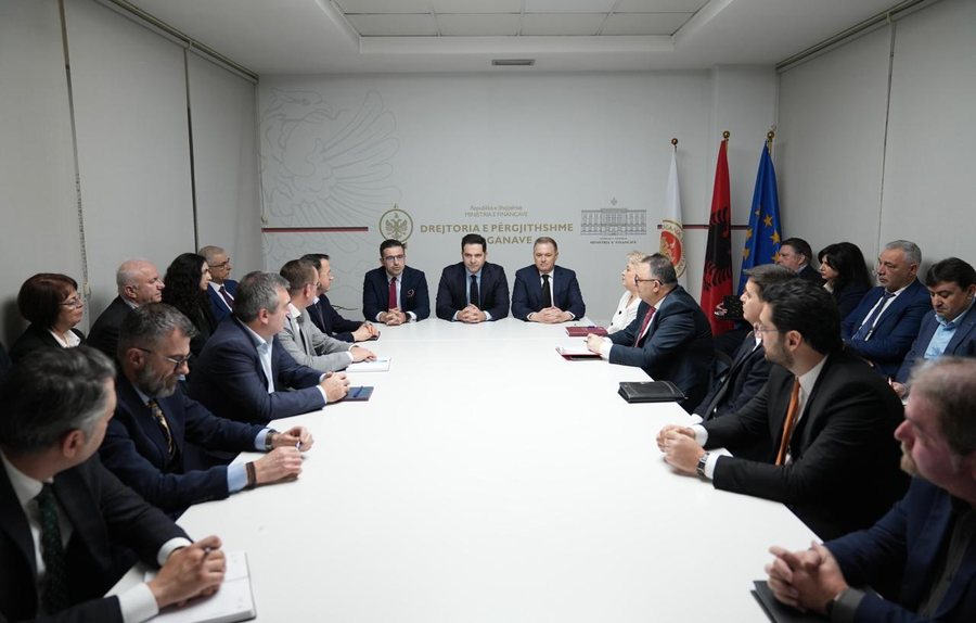Ministri i Financave prezanton Drejtori i ri t&euml; P&euml;rgjithsh&euml;m