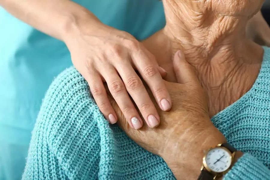 1 pensionist p&euml;r &ccedil;do 3 persona n&euml; mosh&euml; pune/ Eurostat: