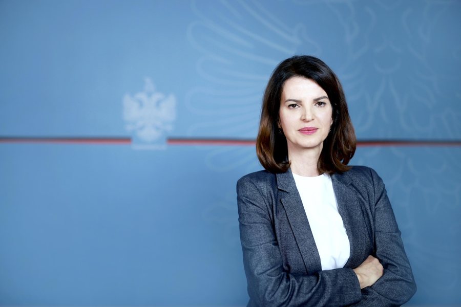 Albana Ko&ccedil;iu, karriera nga drejtuese e administrat&euml;s tek numri dy i