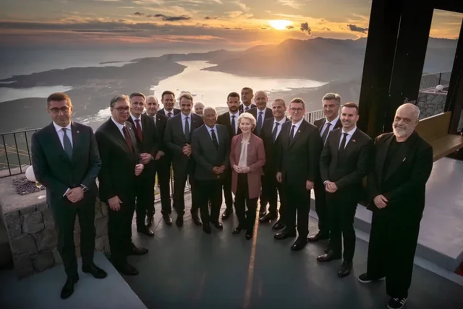 Samiti BE-Ballkani Per&euml;ndimor n&euml; Tivat - Lider&euml;t diskutojn&euml;
