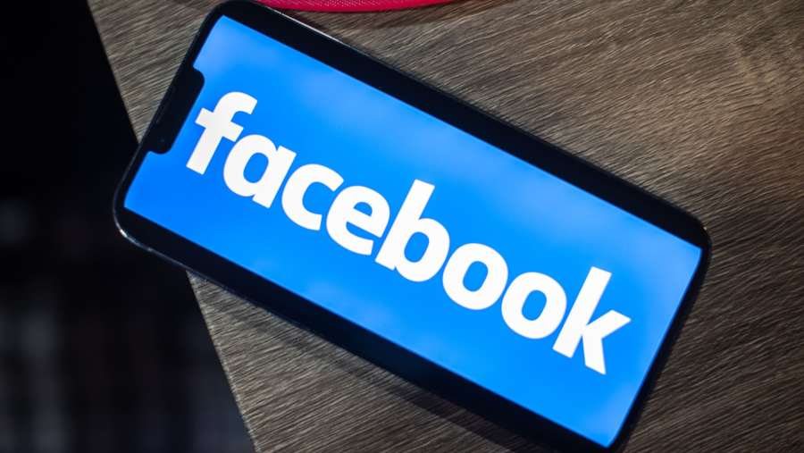 Facebook &ldquo;pushton&rdquo; internetin shqiptar/ Platforma sjell mbi 96%