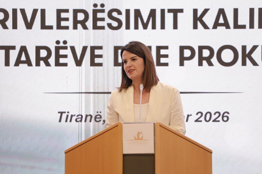 Zv.Kryeministrja Koçiu: Reforma në drejtësi dhe Vettingu
