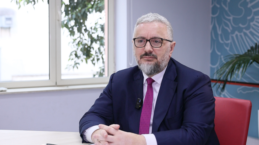 Mbi 105 mijë tatimpagues “çlirohen” nga gjobat - Binaj: