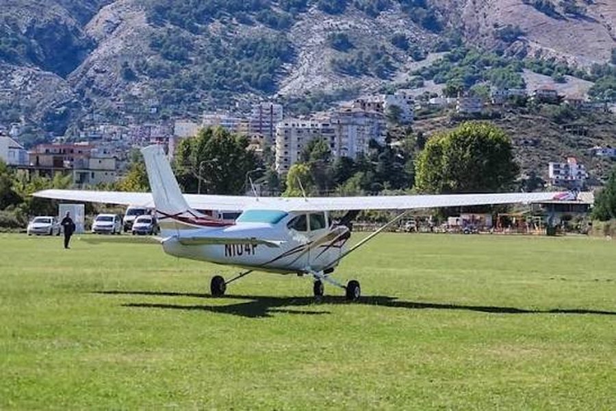 Së shpejti çelet gara për aeroportin sezonal të