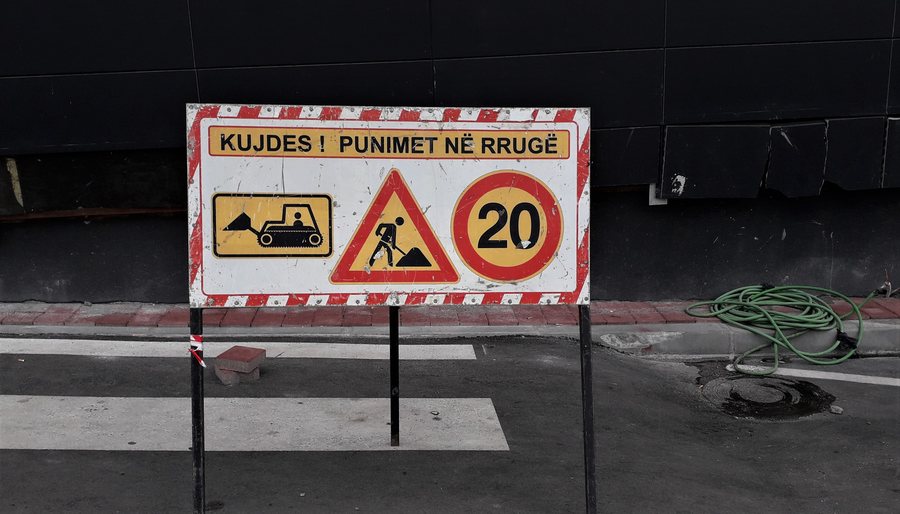Shtatë rrugë në Tiranë do të rehabilitohen - Nga