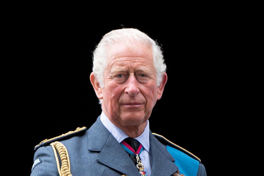 Energy, expensive even for King Charles - The Sovereign has requested a