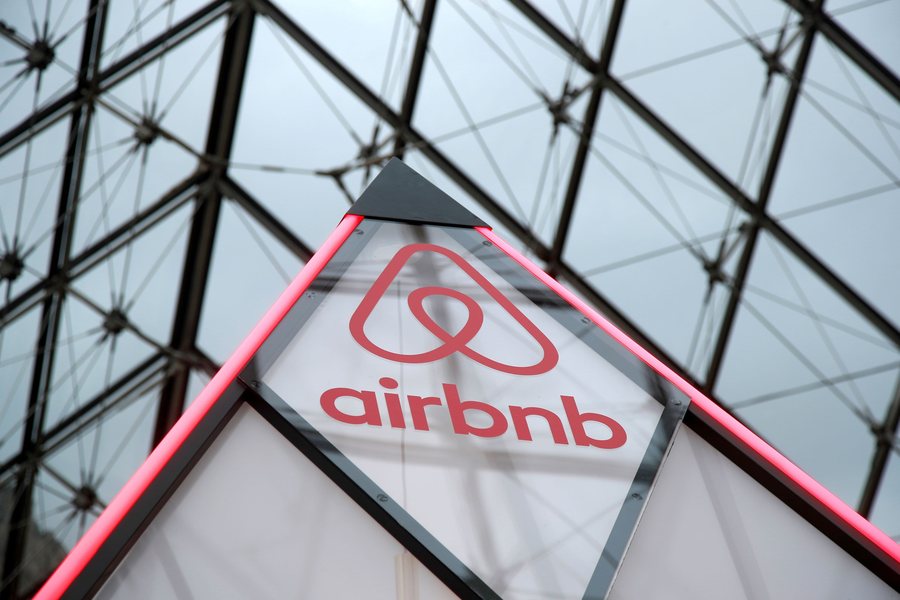 Spanja bllokon mbi 65,000 prona në Airbnb - Qeveria synon të