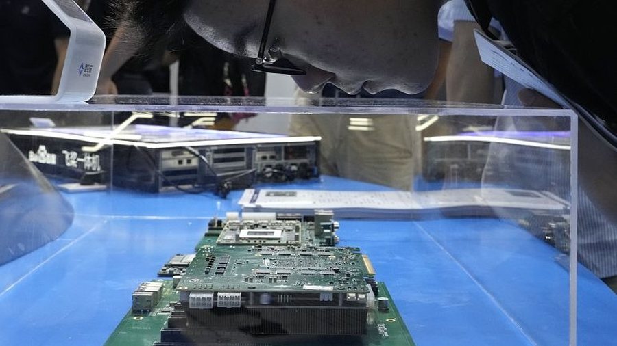 Trump, tariffs on semiconductors - New measures expected to take effect next