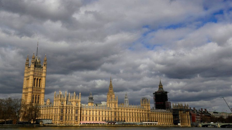 Britania reformon skemën e energjisë elektrike - Synohet
