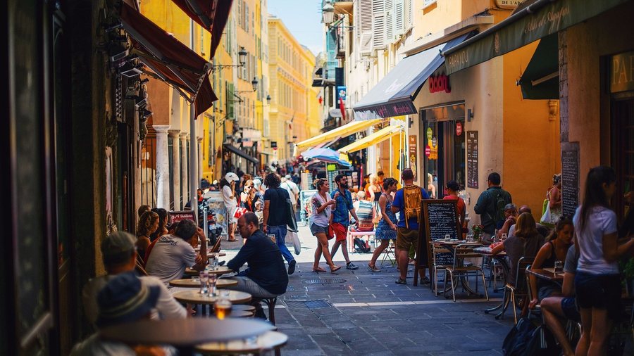 Tarifat e Trump largojnë turistët nga SHBA - Amerikanët zgjedhin