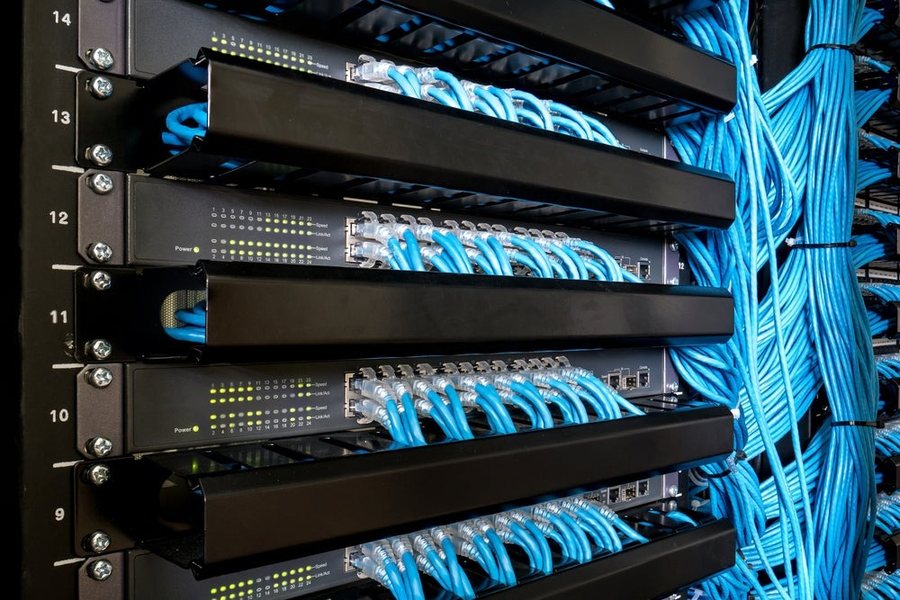 Kabllot e internetit do t&euml; kalojn&euml; n&euml;n tok&euml;, Rama
