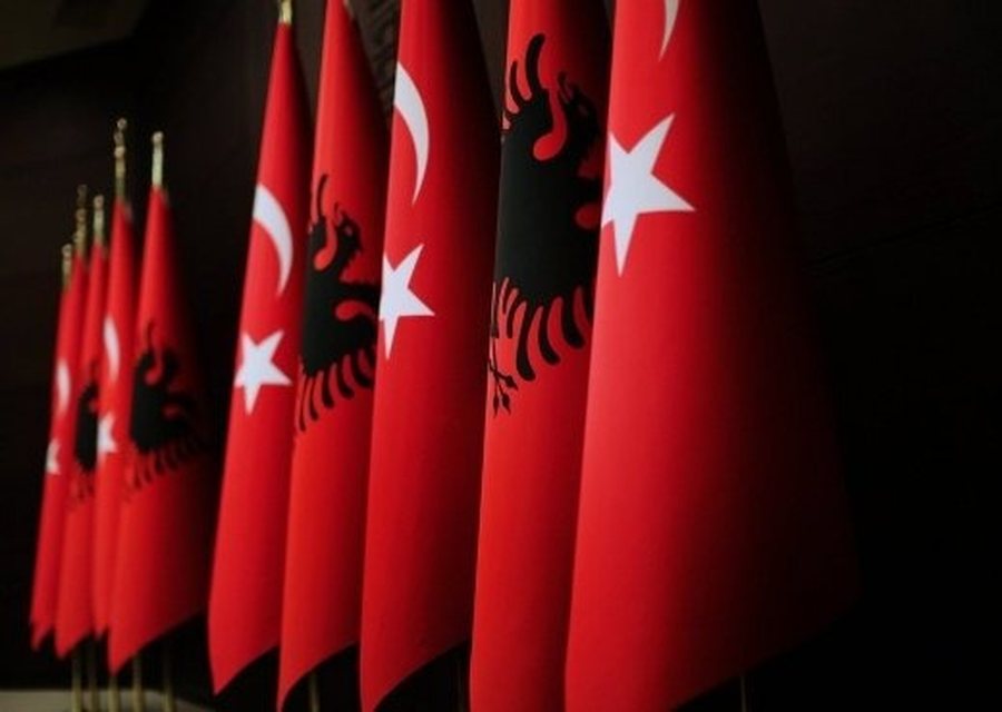 “Vërshojnë” investimet turke në Shqipëri - BSH:
