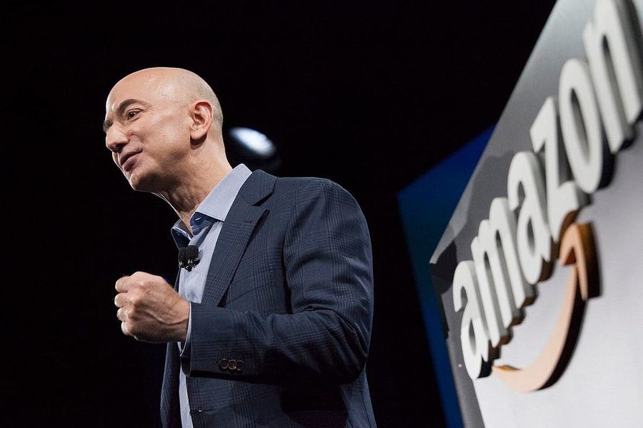 Jeff Bezos hyn në garën e IA - Startup-i i ri do të fokusohet te