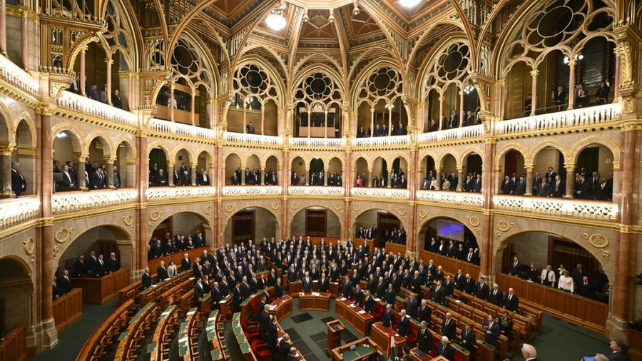 Hungary, 18 billion euros "paralyzed" by the EU - Funds remain frozen