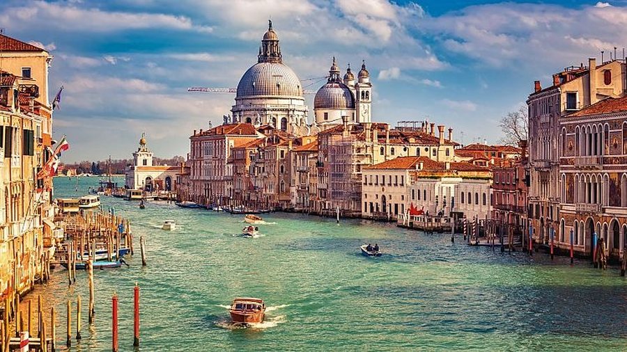 Tarifa për turistët i sjell Venecias 5,4 mln euro - Në