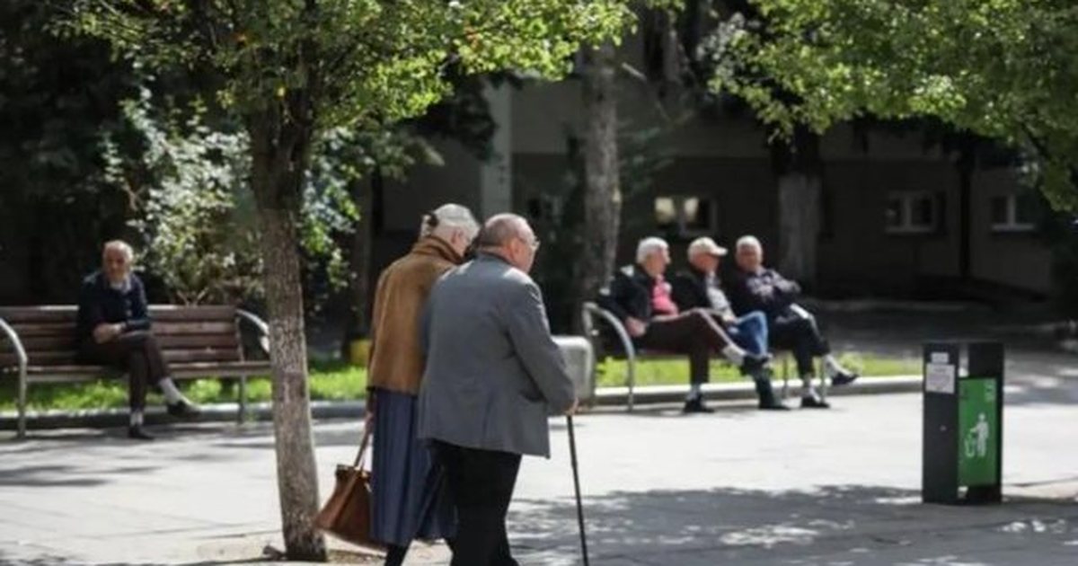 Nis shpërndarja e bonusit të fundvitit për pensionistët  Ja sa do të përfitojnë