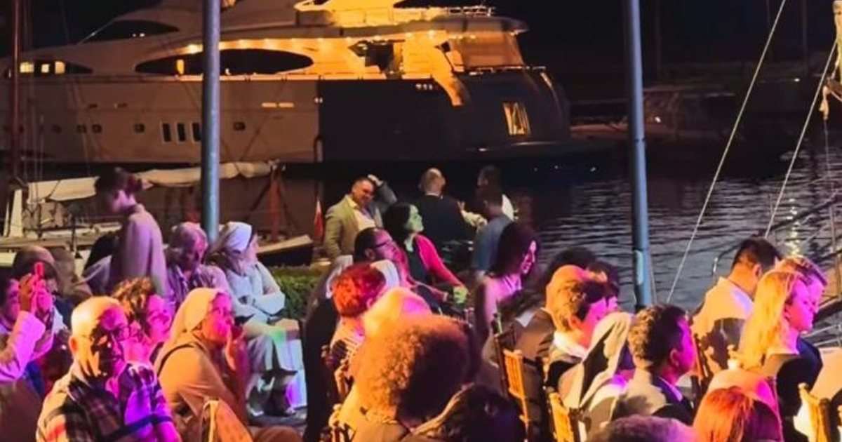 Një mbrëmje magjike italiane në Marina Orikum
