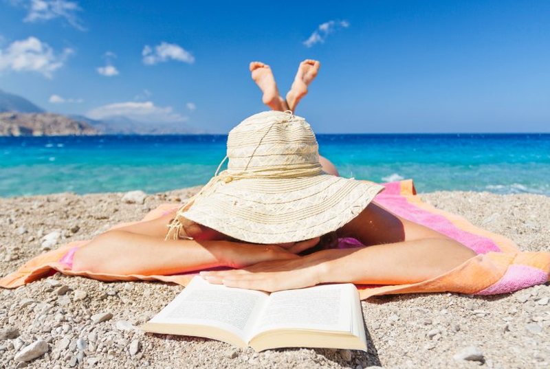 Temperaturat e larta, dermatologia k&euml;shillon oraret kur t&euml; b&euml;ni