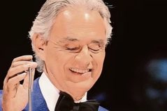 Andrea Bocelli do t&euml; hap&euml; Kup&euml;n e Bot&euml;s