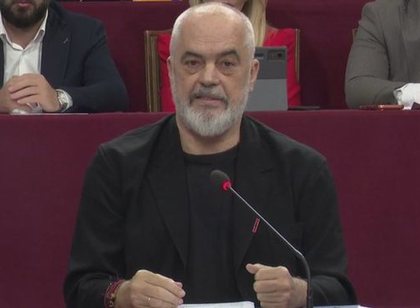 Mediat greke jehon&euml; Zv&euml;rnecit. Rama: Eh, v&euml;llai im, s&rsquo;na e
