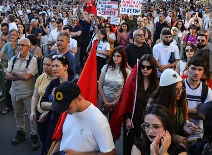 Protesta e Zv&euml;rnecit del n&euml; NY Times